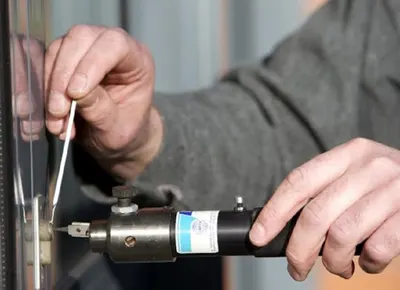 Awaryjne Otwieranie Zamków - Bartos S.O.S.